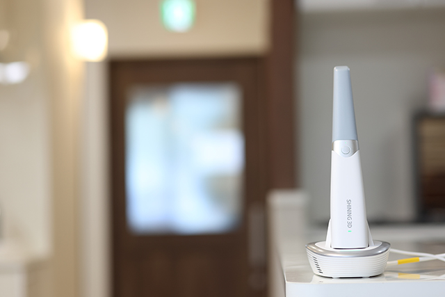 口腔内スキャナー